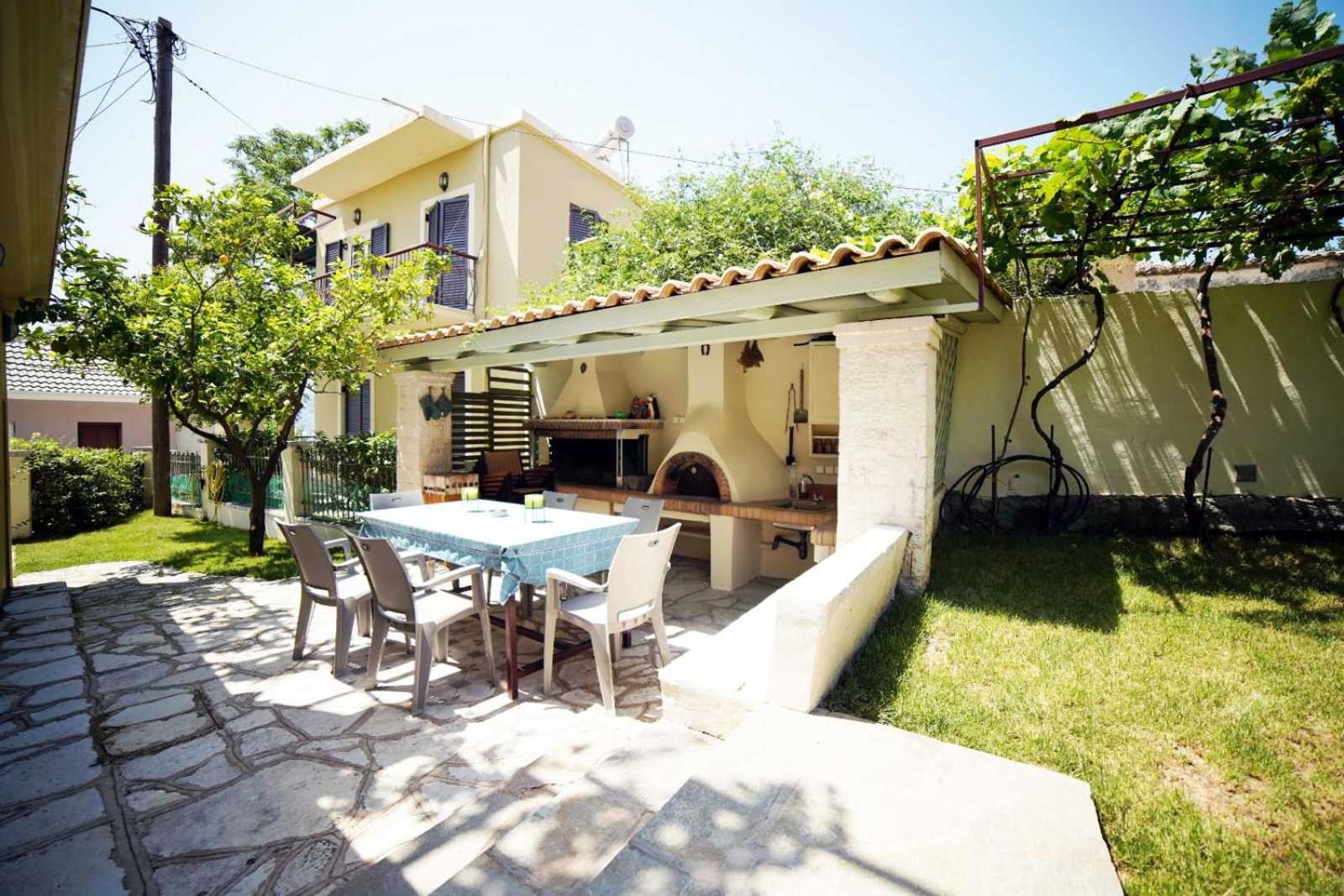 Palairos Historic Property المظهر الخارجي الصورة